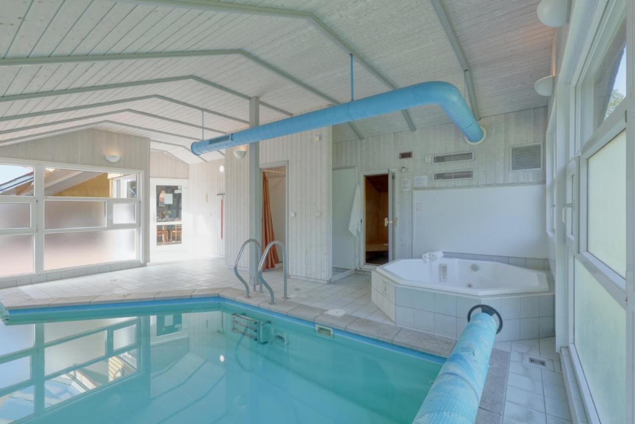 Kranich Poolferienhaus Villa Hohendorf  Exterior photo